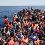 Migranti: Italia e Malta contro Francia e Germania