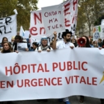 Francia: le manifestazioni degli operatori sanitari e l’arresto violento di un’infermiera
