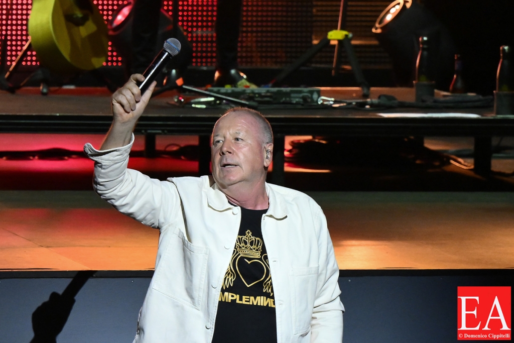 SIMPLE MINDS 40 YEARS OF HITS TOUR