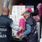 Pescara, sequestrati 54mila articoli non conformi al via del "Giro"