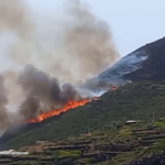 Incendio a Pantelleria, paura sull'isola