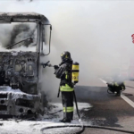 A fuoco motrice camion lungo la superstrada Pedemontana Veneta