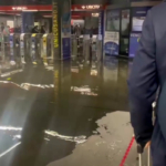 Roma sott'acqua, le immagini dell'allagamento della metro A